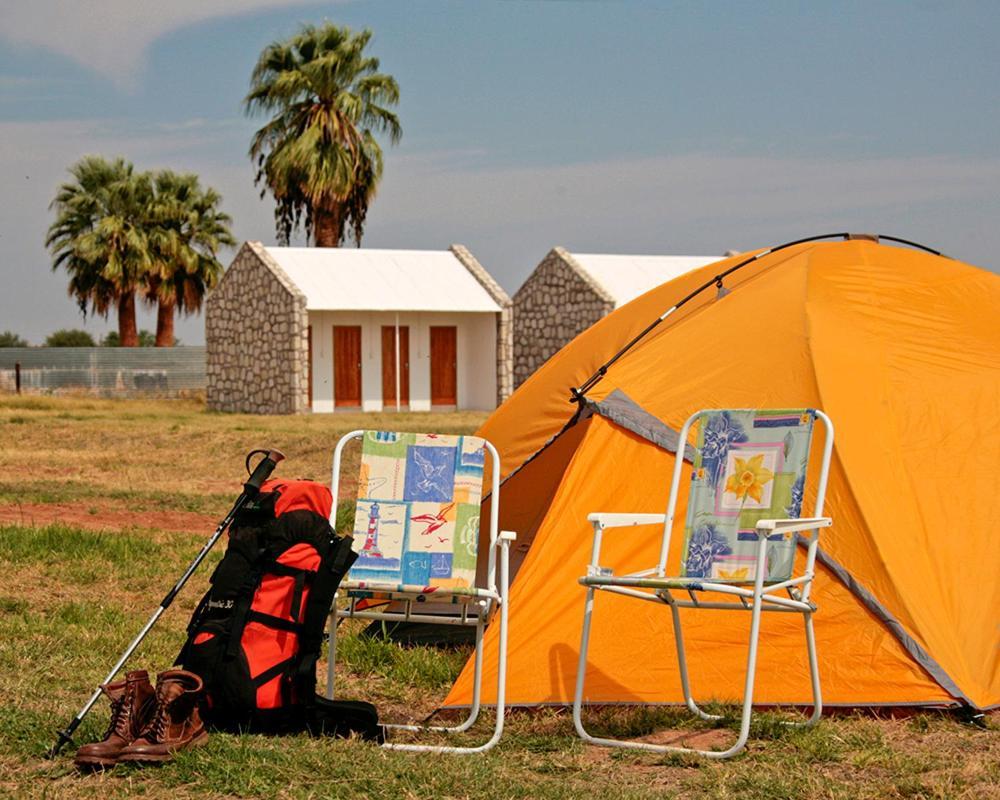 Kalahari Farmhouse Campsite Stampriet Luaran gambar